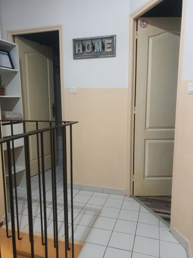 City House Appartements Entraigues-sur-la-Sorgue Exterior photo